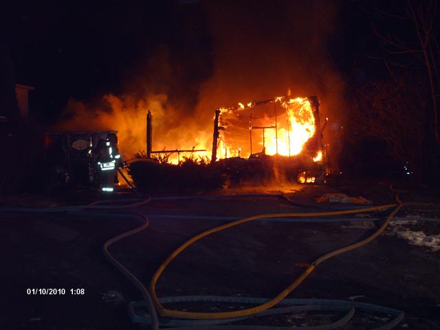 House trailer fire in Mt. Airy, RE-153, ET-154 & C15 (Yankey) responded.