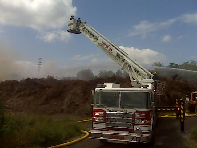 Mulch pile fire @ Buzzard Brothers